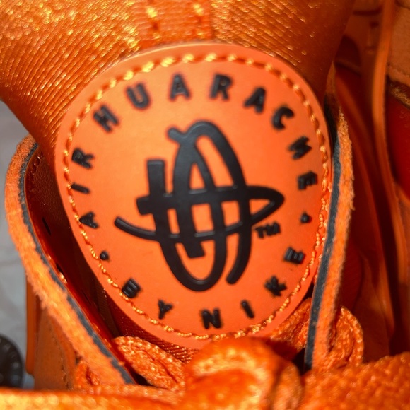 Nike Air Orange Huarache Limited Edition Sneakers MenWomen’s Size 8 Casual Shoes - Picture 9 of 10